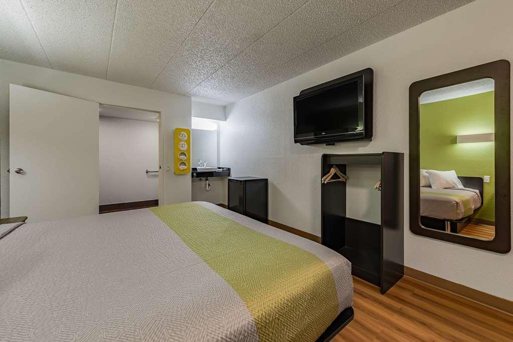 Days Inn By Wyndham Cincinnati I-71 Silverton Værelse billede